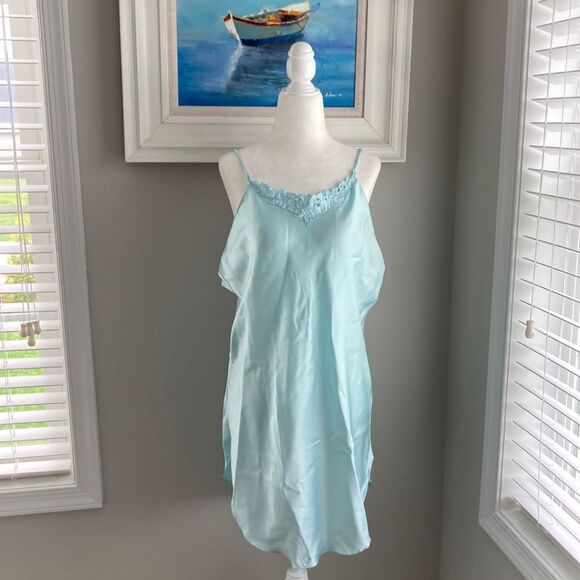 Vintage Belle Fleur Slip Aqua Short Sleeveless Nightie - Picture 1 of 12